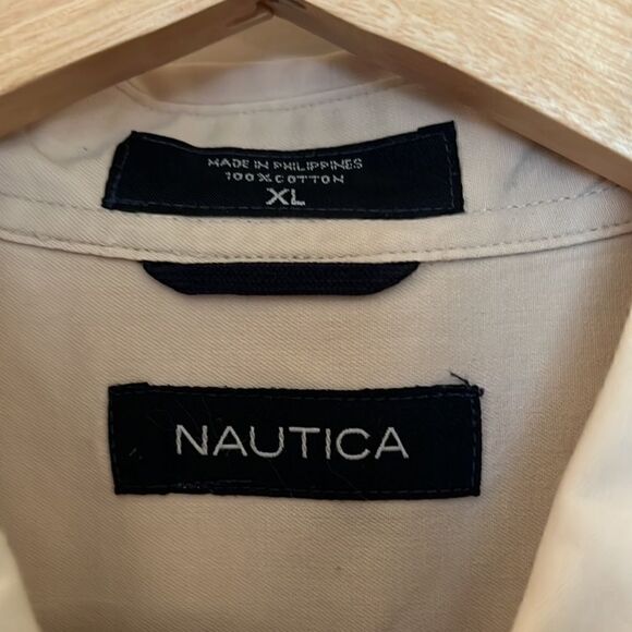Nautica Short Sleeve Button Down Khaki Men's Shirt Size Extra Large - Picture 3 of 10